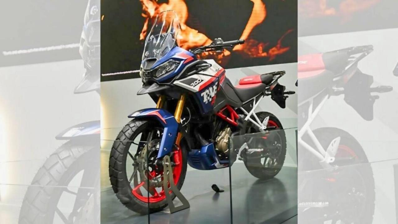 TVS Apache RTX 300